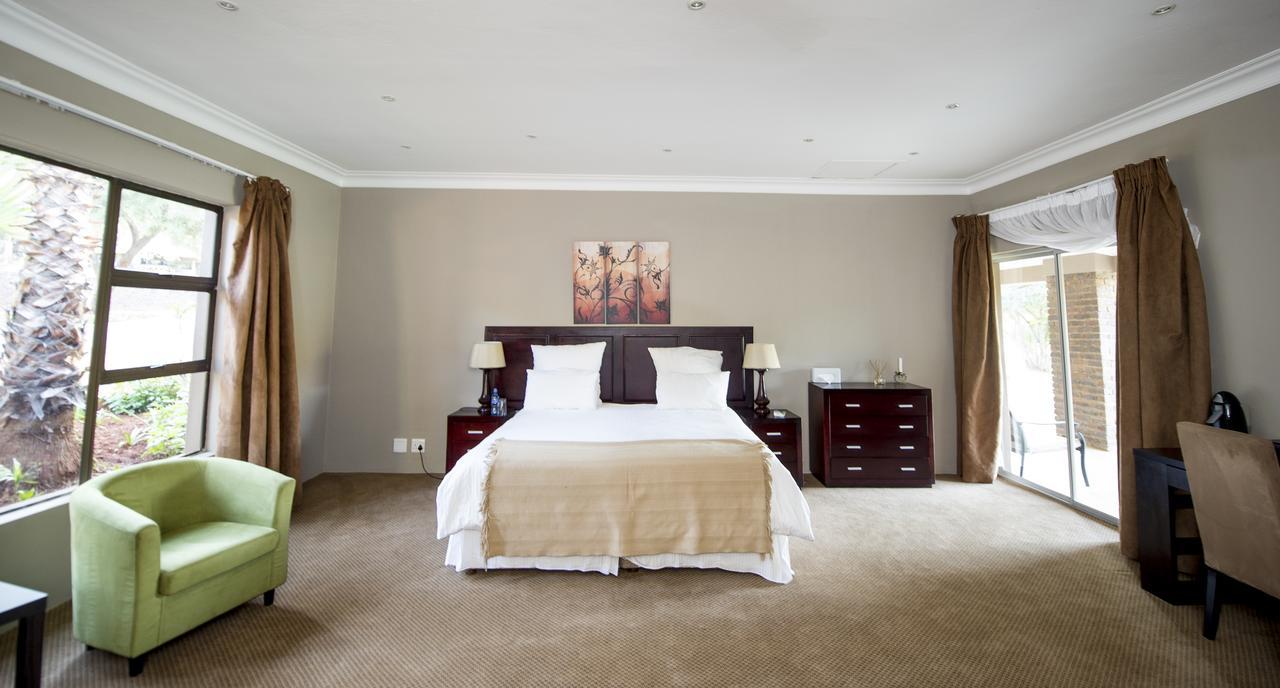 Woodridge Palms Boutique Hotel Swartruggens Eksteriør billede